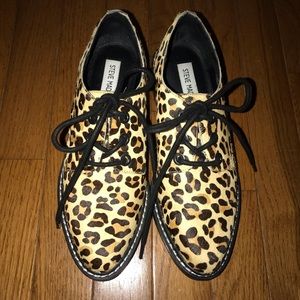 Like New Steve Madden Pony Hair Leopard Loafers 6